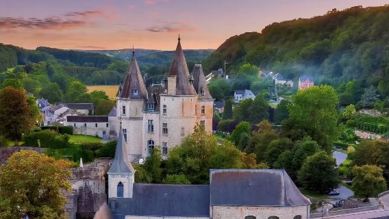 舊城區+綠雕公園+迪爾比城堡+烏爾特河+植物迷宮（包車）