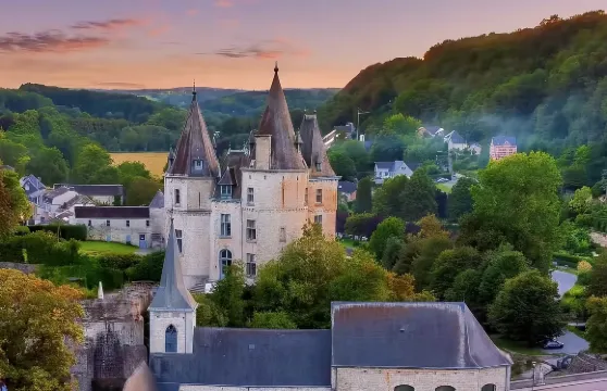 老城區+綠雕公園+迪爾比城堡+烏爾特河+植物迷宮（包車）