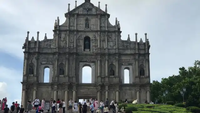 Full Day Macau Sightseeing Tour from Hong Kong (OW by HZM Bridge)