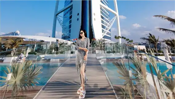 【浪漫杜拜】一日遊·金相框+帆船酒店+亞特水族館+哈利法塔