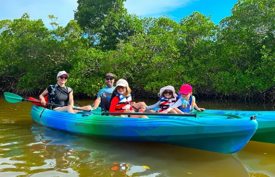 博尼塔泉透明/標準皮划艇自助島嶼生態之旅！
