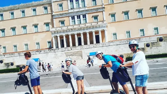 Tur Segway Grup Kecil Terbaik di Athena