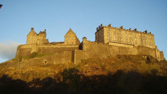 Loch Lomond, Highlands & Stirling Castle Tour dari Edinburgh