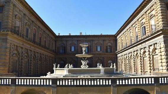 Florence: Pitti Palace Small Group Tour