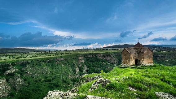 From Tbilisi to Dashbashi Canyon and the Diamond Bridge