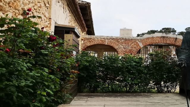 馬德里出發，新巴斯坦聖弗朗西斯科哈維爾教堂＋新巴斯坦歷史建築