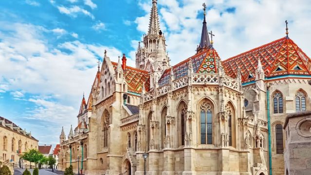 ออกเดินทางจากเวียนนา: ทัวร์ 1 วันพร้อมไกด์นำเที่ยวในบูดาเปสต์