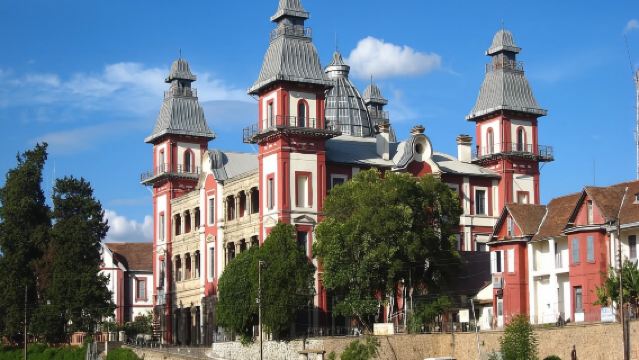 馬達加斯加全境 專業翻譯 旅遊陪同嚮導 導遊 展會翻譯 商務考察 自由行地接 專屬私人訂製