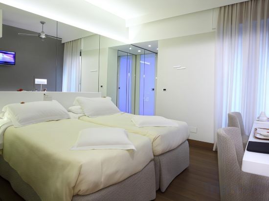 Hotel Berna Room Type - Superior Double or Twin Room with Extra Bed Hotel Berna Room Type - Superior Double or Twin Room with Extra Bed