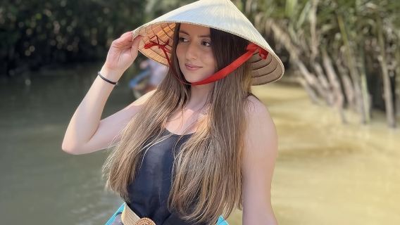 Ho Chi Minh City Mekong Delta 1-day tour: Vinh Trang Pagoda + coconut grove boat trip + Chinese/English guide + optional small group