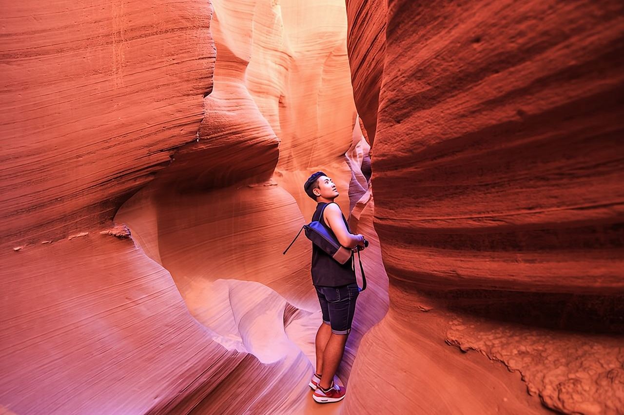 Antelope Canyon and Horseshoe Bend Day Trip from Las Vegas