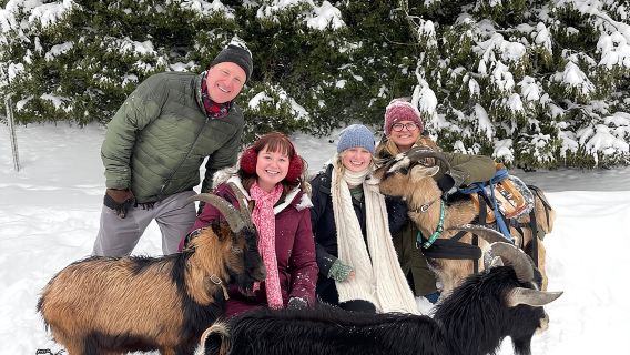 Ciaspolata con le capre di montagna Attività privata
