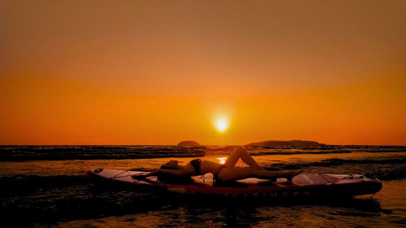 Sabah Sunset Paddleboarding · Tanjung Aru Sunset Paddleboarding · A Healing Experience Under the Sunset