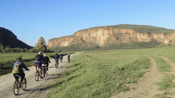 Giro in bici a Hell's Gate e giro in barca sul lago Naivasha