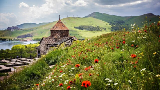 Privater Autotransfer von Tiflis nach Jerewan mit 3 malerischen Stopps