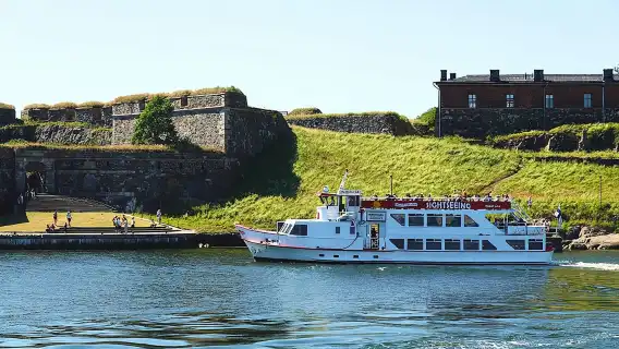 Sightseeing Cruise in Archipelago of Helsinki