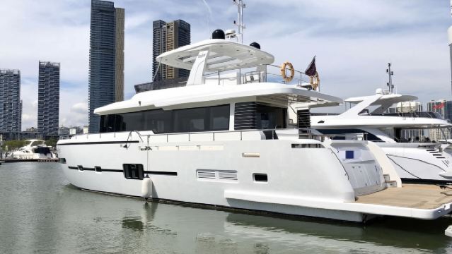 【青島遊艇出海】青島奧帆中心76英尺遊艇租賃出海+帶飛橋+水果飲料+遊艇自駕體驗包船出海