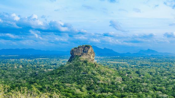 Colombo: Sigiriya & Dambulla All-Inclusive-Tagestour