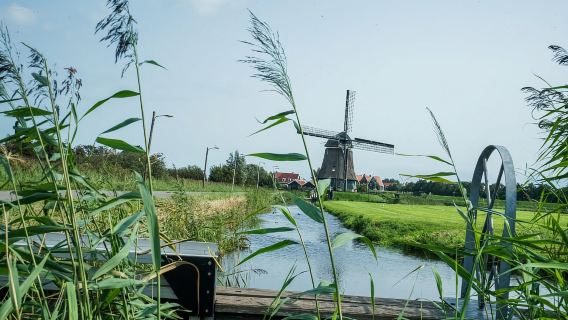 Volendam: E-Fatbike Rental