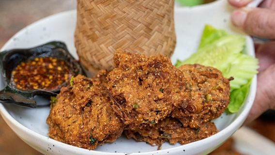 Hua Hin: Local Food Nighttime Guided Tour