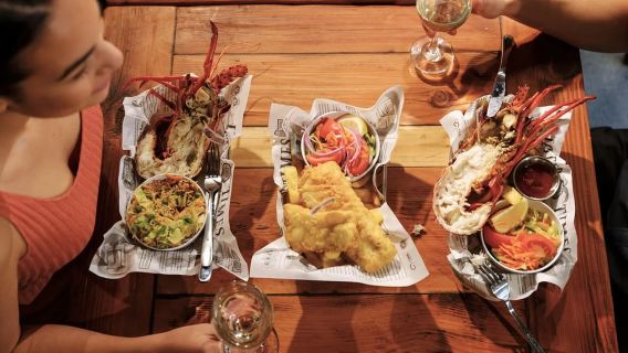 From Perth: Pinnacles Lobster Shack and Yanchep Day Trip