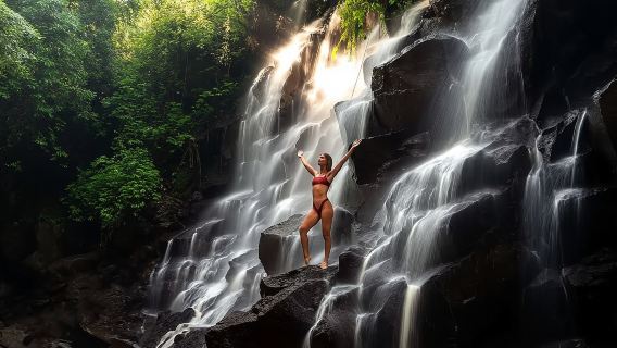 バリ島:ウブドのベストハイライトを巡るプライベートアドベンチャーツアー