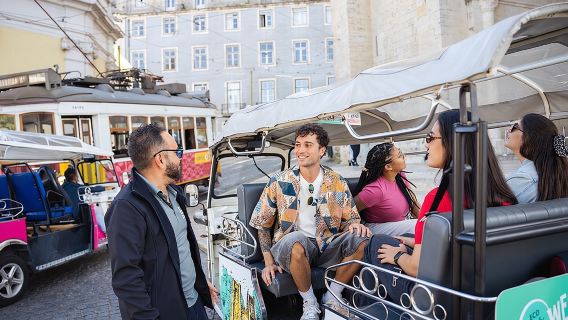 1.5-Hour Private Tuk Tuk Tour of Lisbon Old Town and City Center
