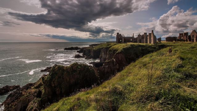 From Aberdeen: North East Coastal Trail Small-Group Tour