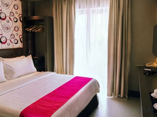 Eloisa Royal Suites Room Type - Studio Queen