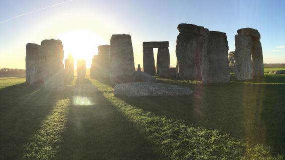Lawatan Kereta Persendirian Stonehenge bersama Pemandu Pemandu