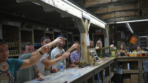 Chuyến tham quan rượu vang và rượu mạnh nổi tiếng từ Pigeon Forge