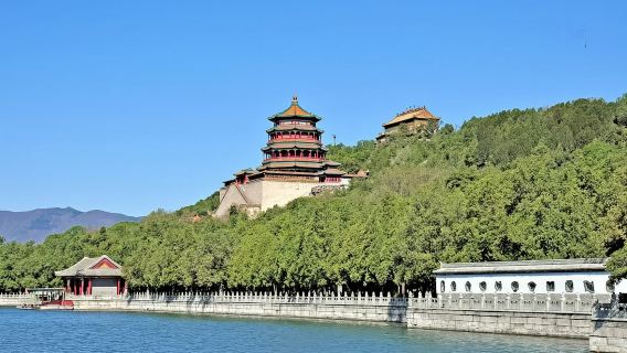Tour quá cảnh riêng đến Vạn Lý Trường Thành Mộ Điền Cốc và Cung điện Mùa hè với tài xế người Anh
