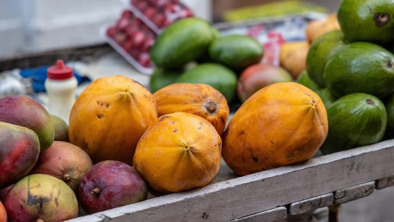 Cartagena: tour guidato del cibo di strada con degustazioni
