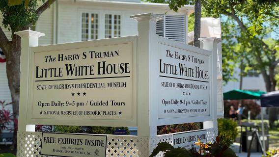 Key West GPS Audio Tour: From Seaside Village to Micro State