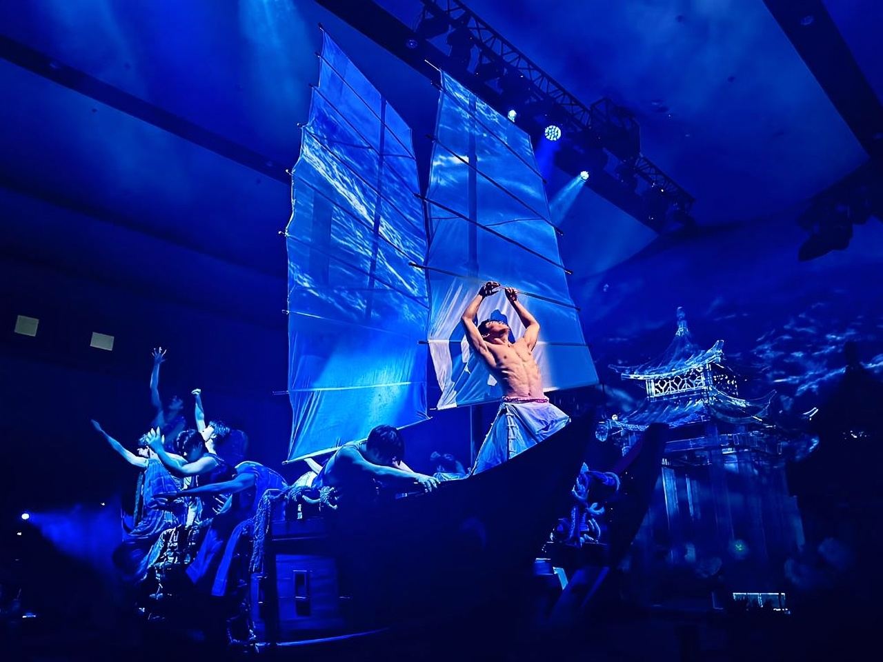 ตั๋วการแสดงเฉาโจวต้าเฉา กุยไหล·รู่เมิ่งเฉาโจว (เฉาฉี่เฉาโจว + เชียนเหนียนเฉาอวิ้น + การแสดงจริง + งานเลี้ยงวัฒนธรรมแบบดื่มด่ำ)