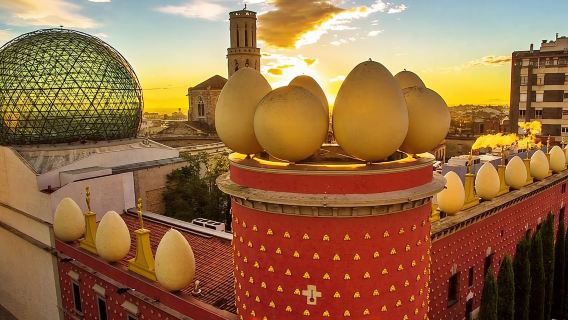 Dali Museum and Costa Brava Small Group Tour