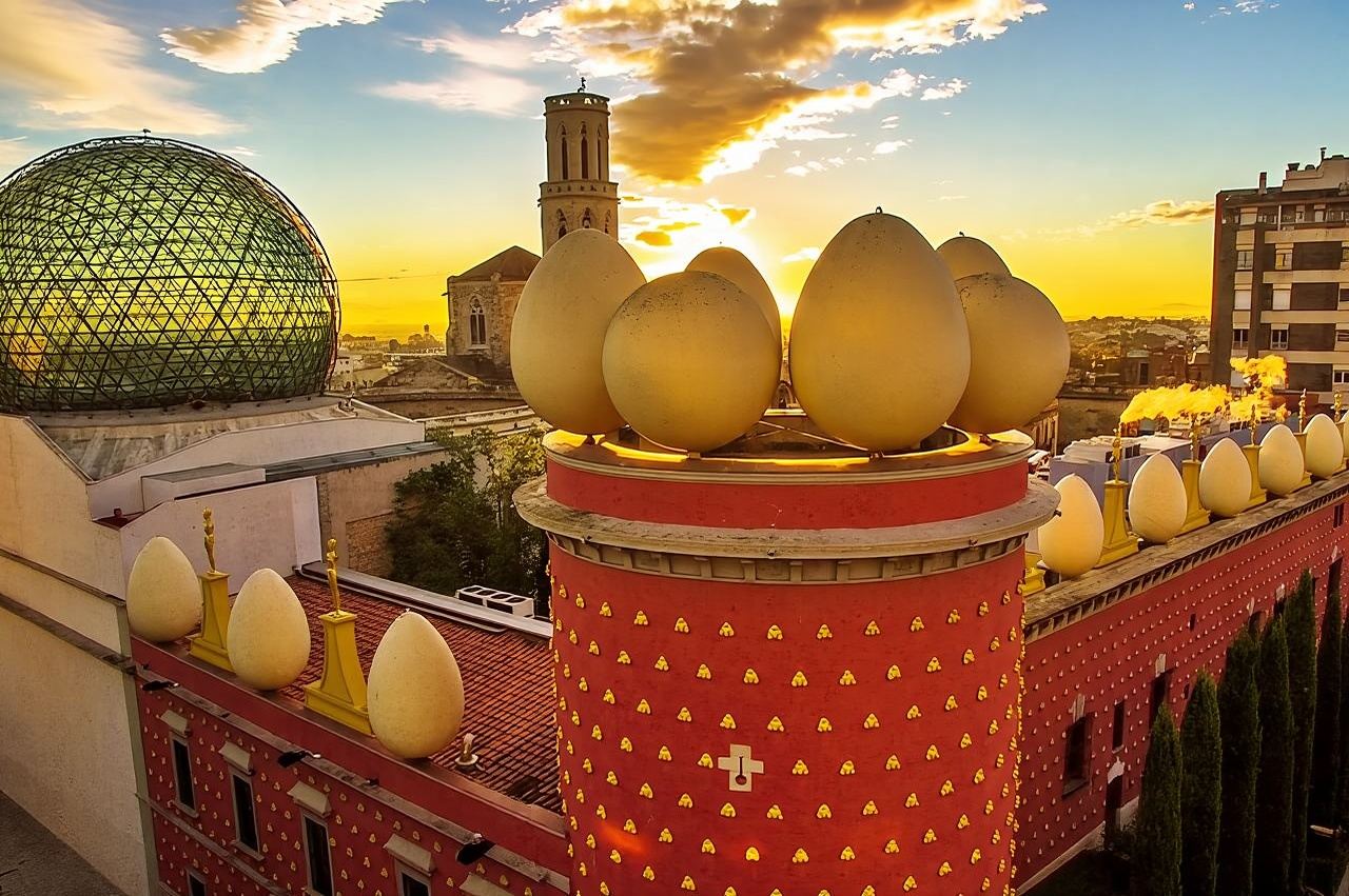 Dali Museum and Costa Brava Small Group Tour