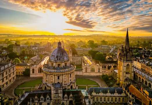 Windsor Castle + University of Oxford Day Tour [Private Charter | Bilingual Driver-Guide | Flexible Itinerary]