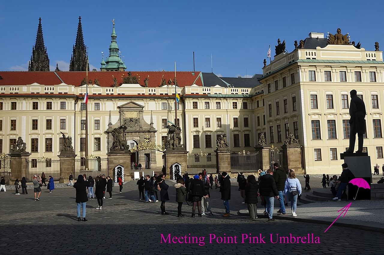 Small-Group Tour of Prague Castle with a local guide