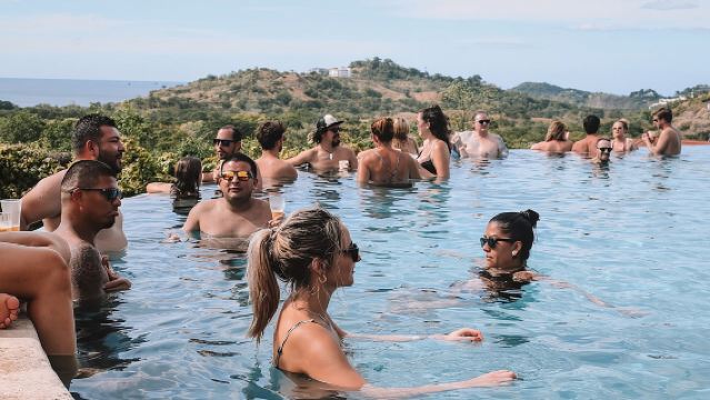 Sunday Funday Tamarindo Party Bus - Beach and Pool Crawl