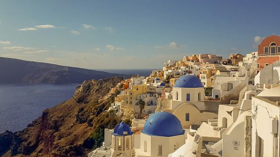 Santorini: Private Instagram Tour