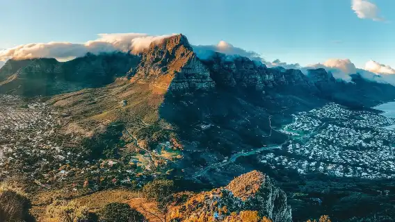 A private Hiking Tour to Lion's Head, Sign Hill, and Bo-kaap