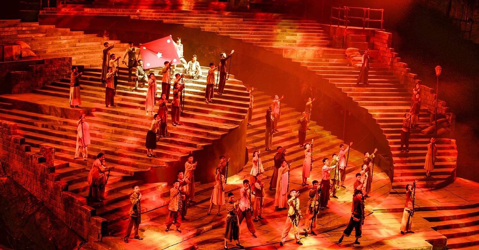 Chongqing 1949 Grand Theater show/concert ticket for Chongqing 1949 (360° rotating stage + realistic recreation of old Chongqing + heartfelt performances by actors + audio-visual feast)