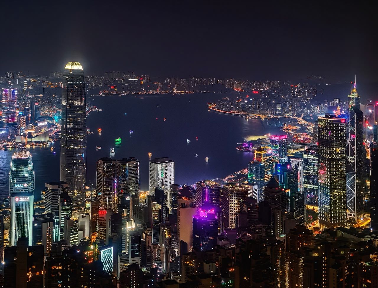 夜の香港 大館トラム+ビクトリア・ピークのピークトラム夜景半日ツアー プレミアム少人数グループ