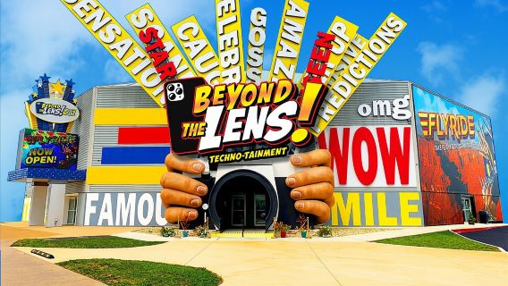 Beyond The Lens Techno-Tainment Combo in Branson 