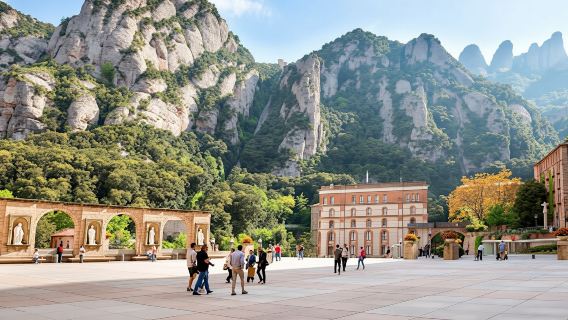 Montserrat Experience with Escolania singing option