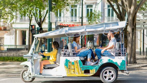 Tour privado en tuk tuk por el casco antiguo de Lisboa