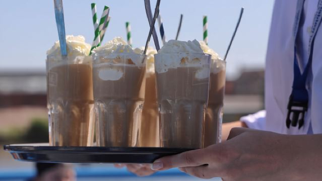 Berlin: East Side Gallery Spree Cruise in a Solar Catamaran