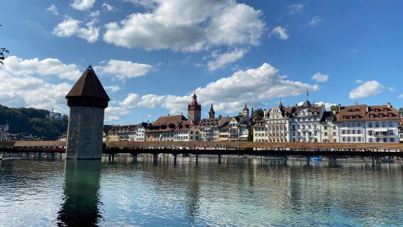 Bâle : trajet en train Glacier Express des Alpes suisses et visite de Lucerne
