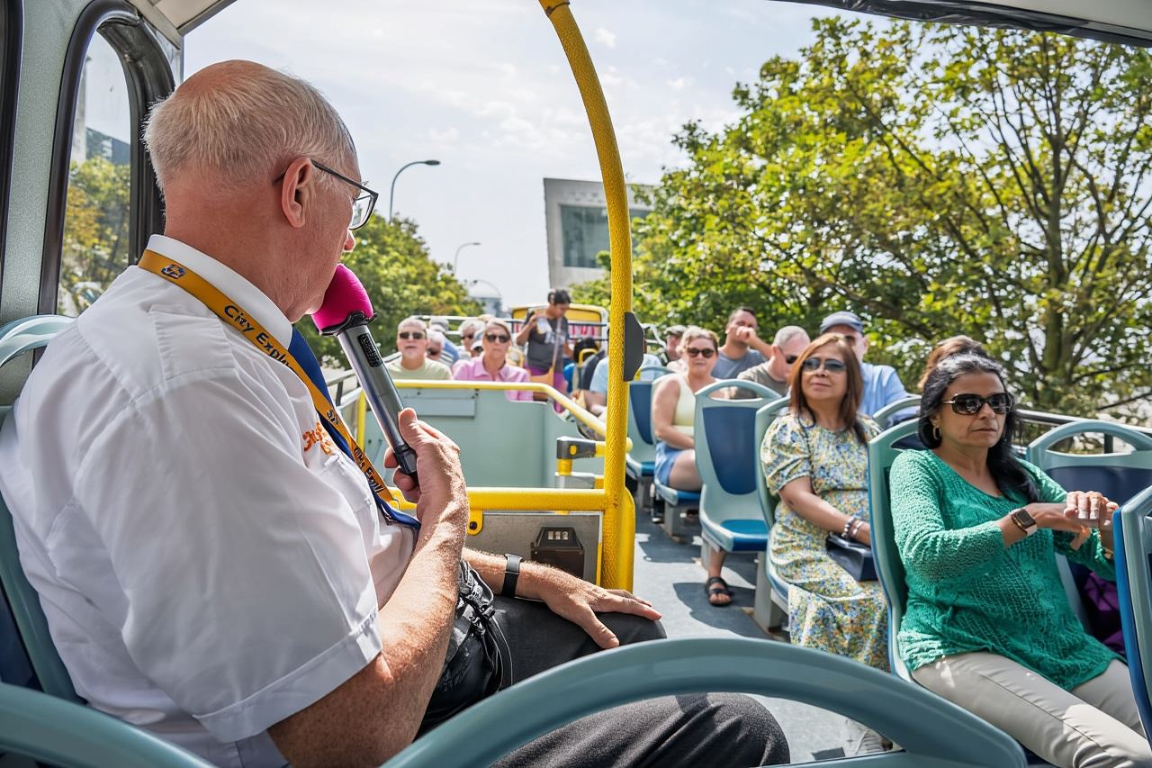 Liverpool: crucero fluvial y recorrido en autobús turístico